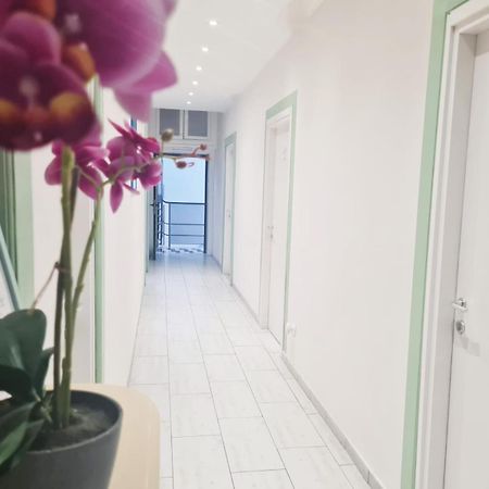 Easyrooms One Парма Экстерьер фото