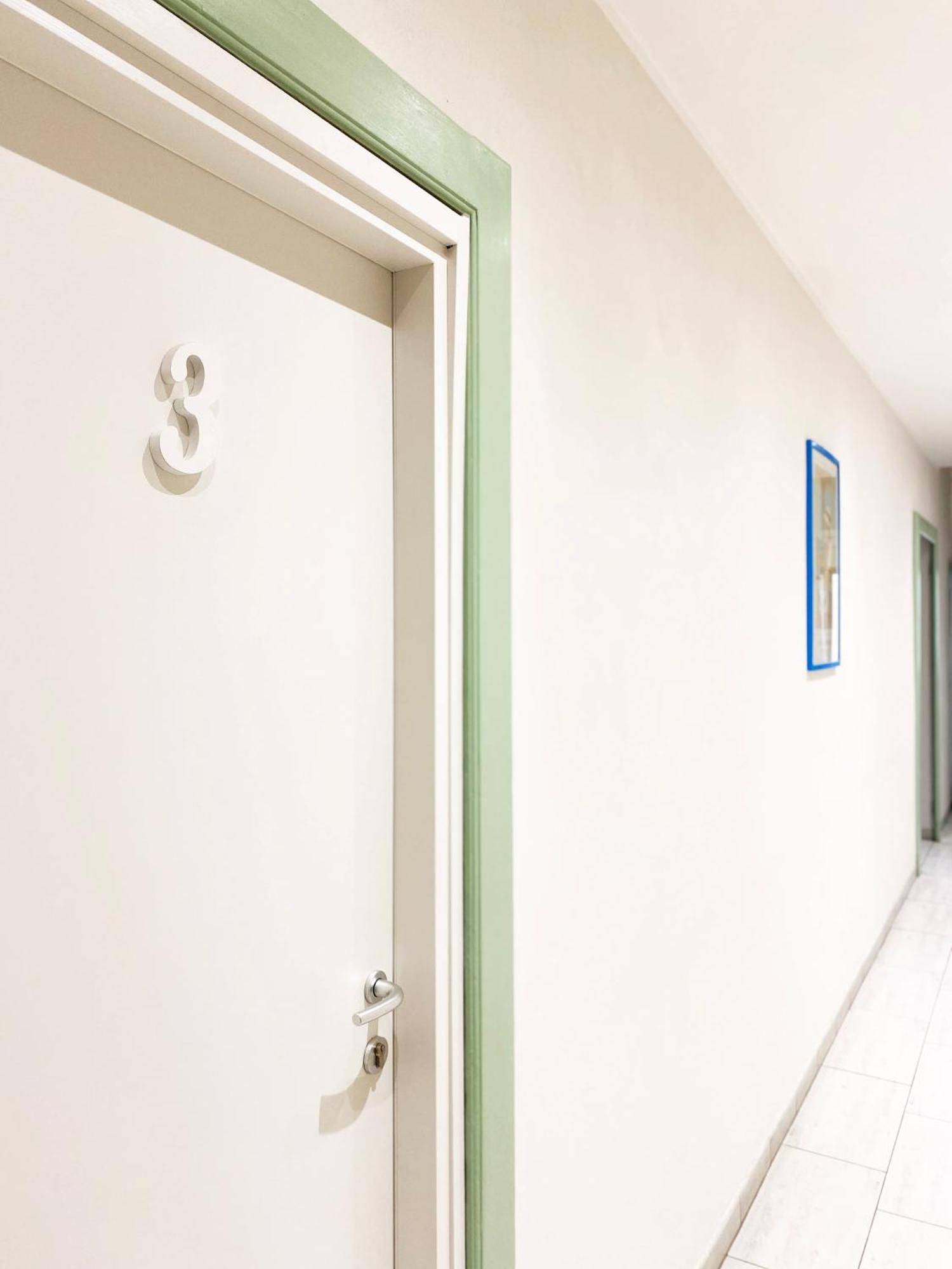 Easyrooms One Парма Экстерьер фото