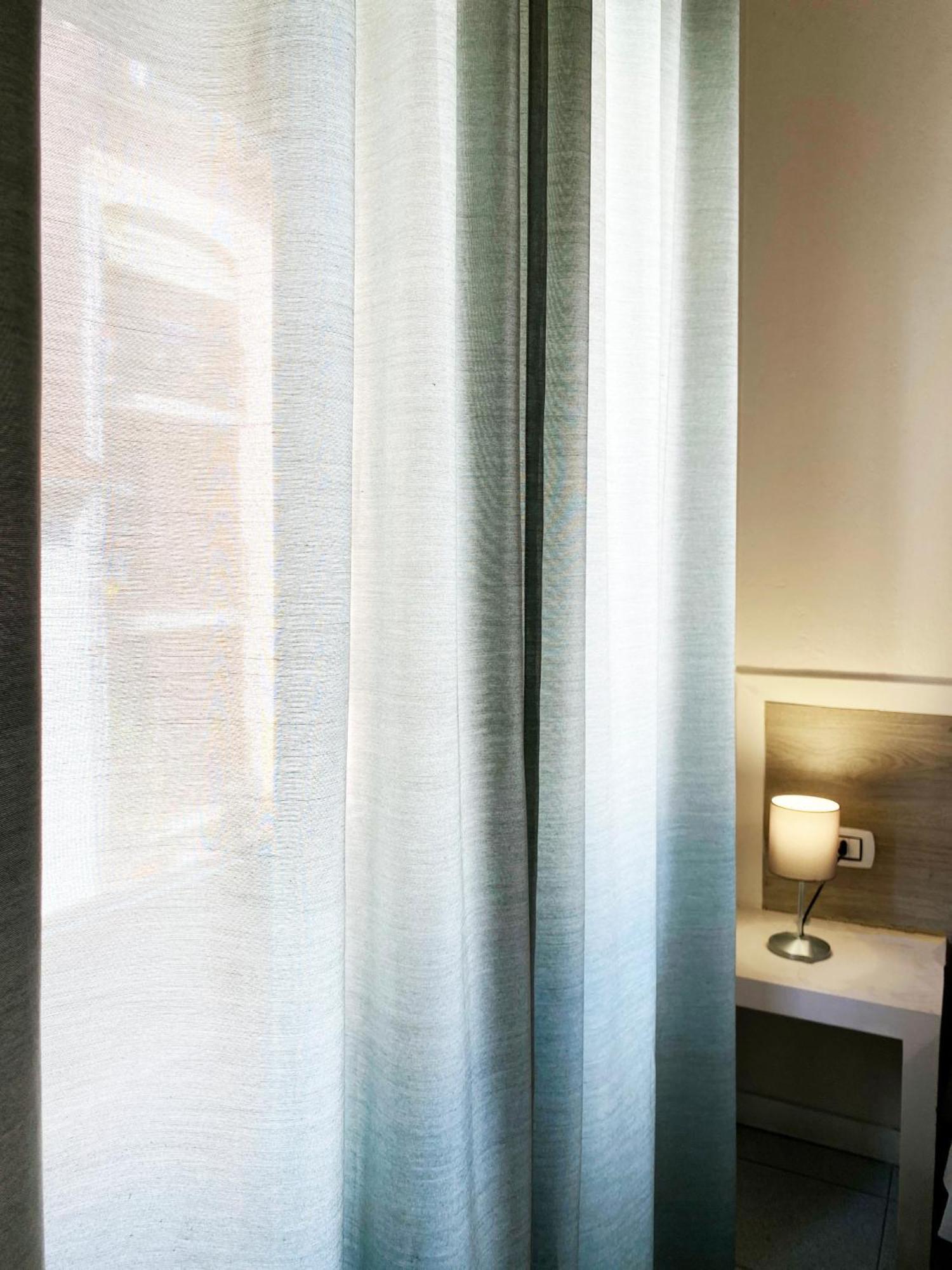 Easyrooms One Парма Экстерьер фото
