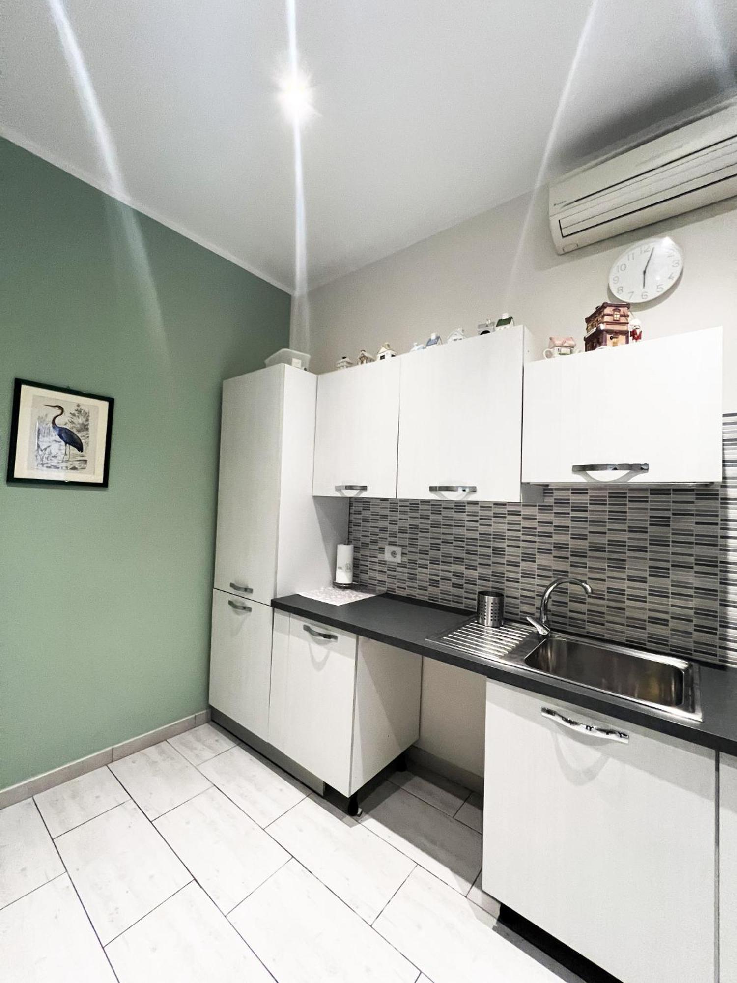 Easyrooms One Парма Экстерьер фото