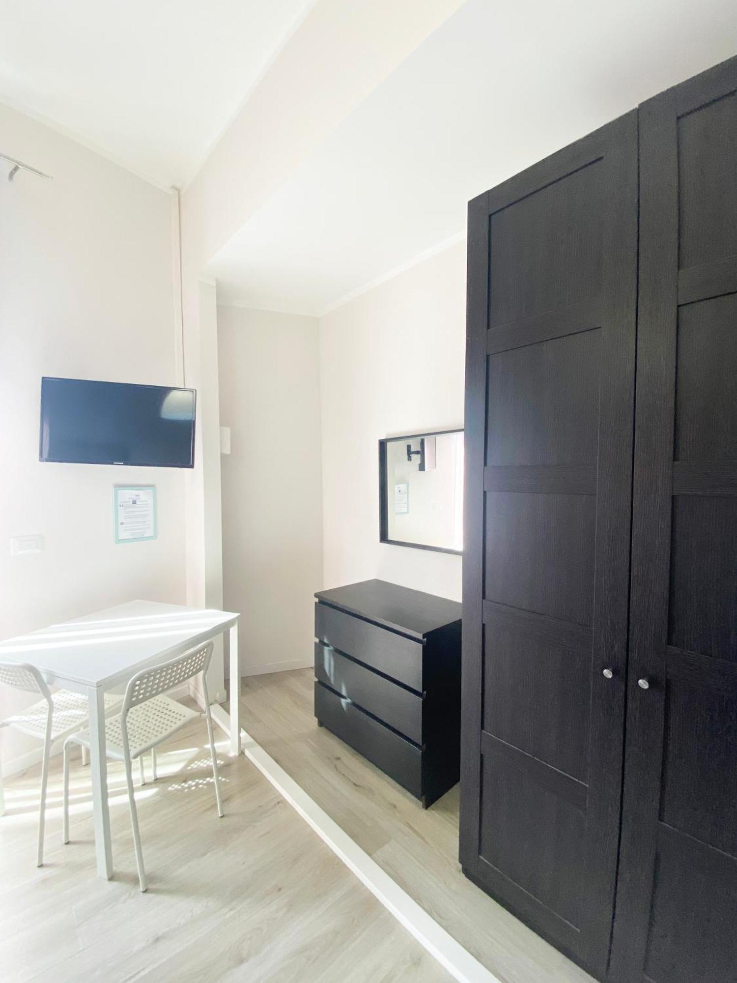 Easyrooms One Парма Номер фото
